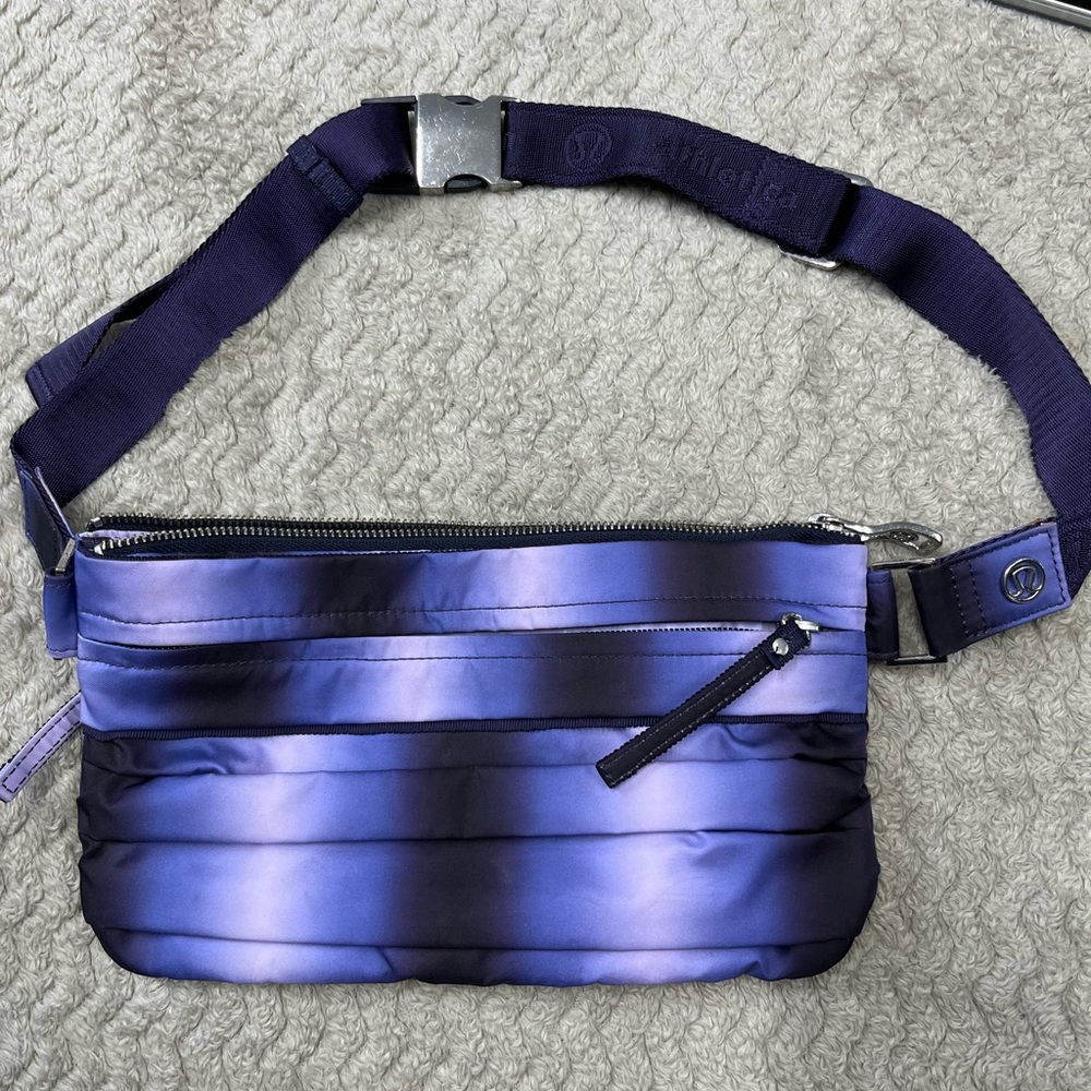 Lululemon waist bag